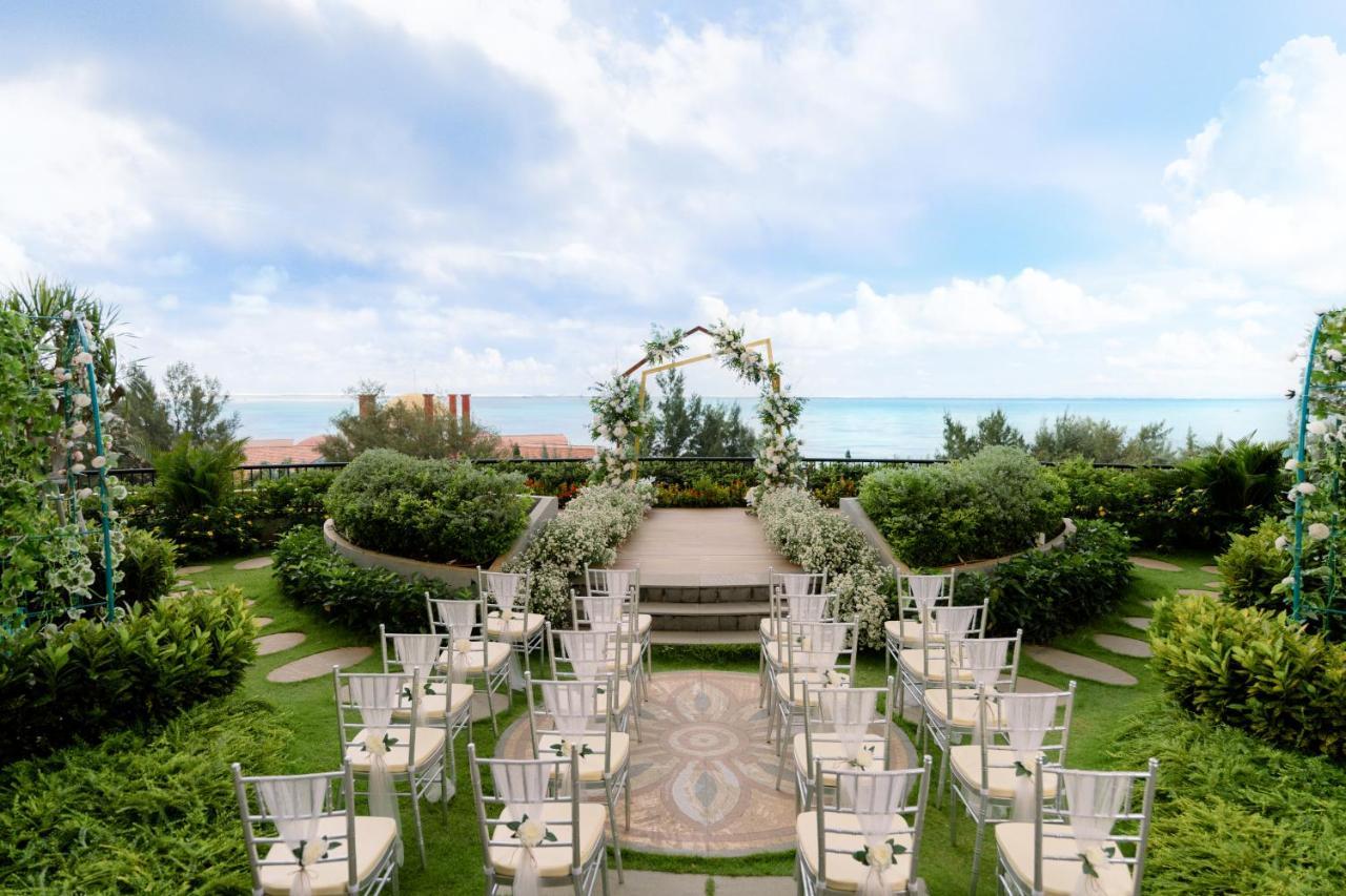 Vias Hotel Vũng Tàu Exterior foto The wedding garden